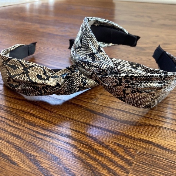 Boutique Overstock! NEW! Lot of 8 Snakeskin Print Headbands - Picture 5 of 12